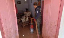 Darende'de Sağanak ve Dolu Hayatı Felç Etti: Evler Su Altında Kaldı