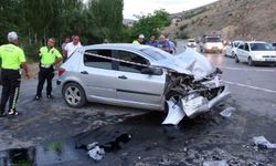 Malatya’da İki Otomobil Çarpıştı, 11 Kişi Yaralandı