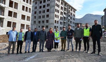 Malatya Milletvekili Ölmeztoprak TOKİ Konutlarında İncelemelerde Bulundu