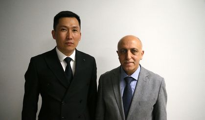 Malatya Turgut Özal Tıp Merkezi’nde Kırgız Hekimlere Eğitim Veriliyor
