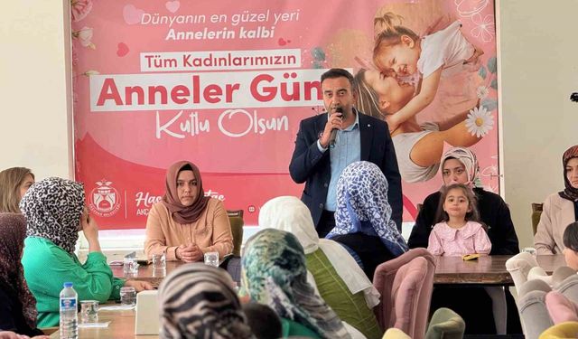 Akçadağ'da Anneler Günü Coşkuyla Kutlandı