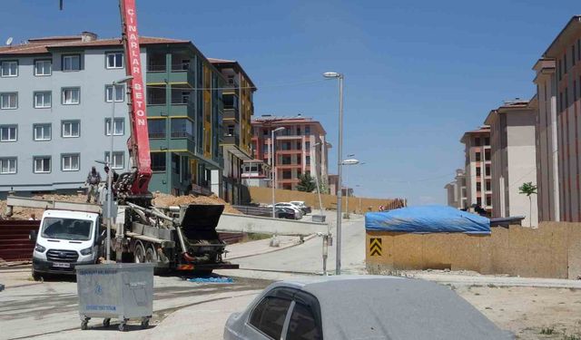 Malatya’da İnşaatta Çukura Düşen İşçi Yaralandı