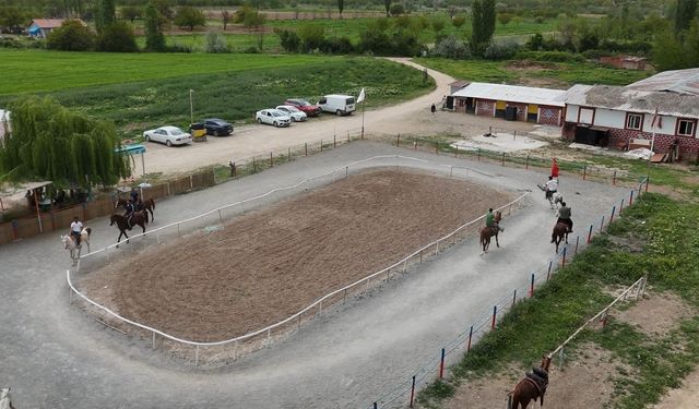 Malatya’da Depremden Sonra At Biniciliği Terapisi!