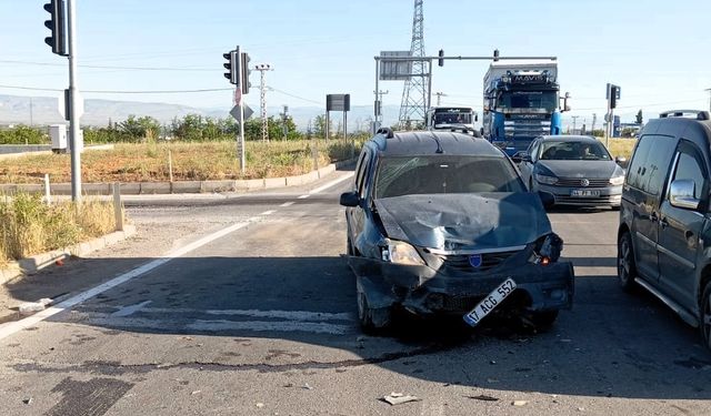 Malatya’da Kavşakta Feci Kaza: Çok Sayıda Yaralı Var!