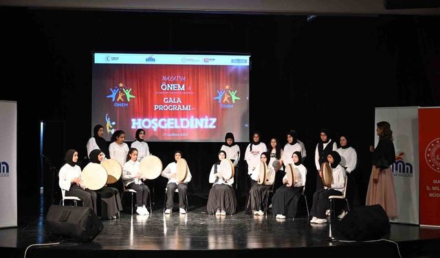 Malatya’da ÖNEM Projesi’nin Gala Programı Büyük İlgi Gördü