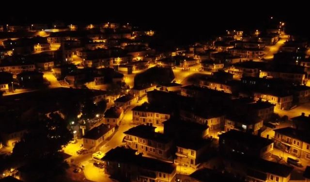 Depremle Sarsılan Doğanyol Yeniden Ayağa Kalktı
