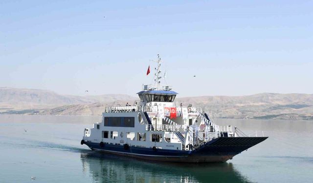 Malatya’da Yetim Çocuklara Feribot Morali