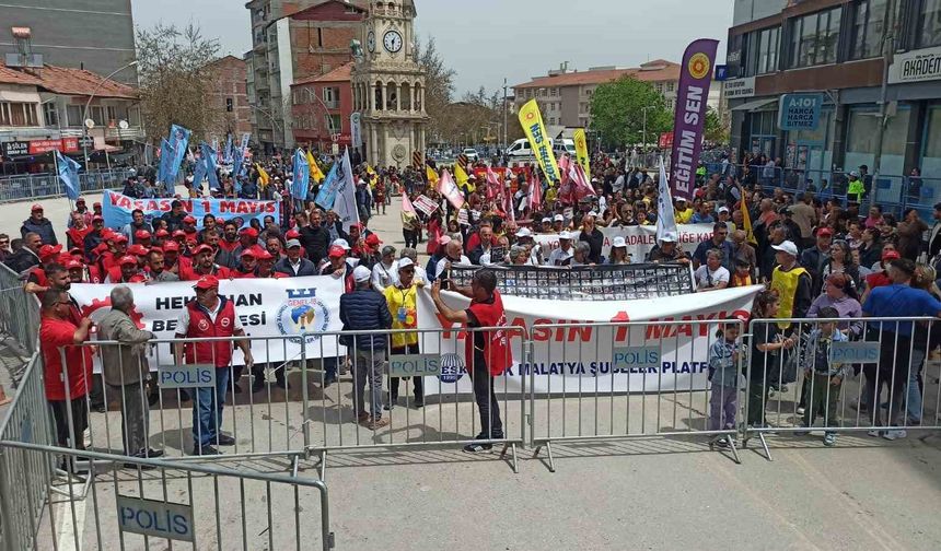 Malatya’da 1 Mayıs Emek ve Dayanışma Günü Yoğun Katılımla Kutlandı
