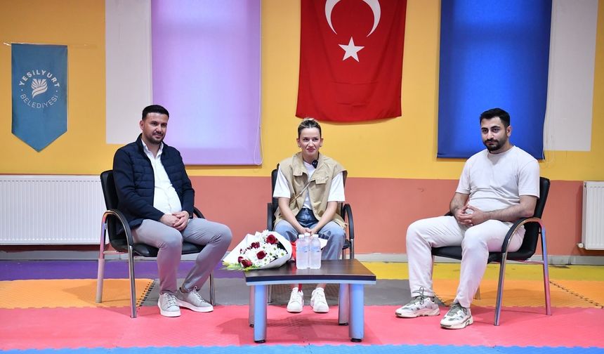 Milli Boksör Hatice Akbaş’tan Genç Sporculara İlham Veren Buluşma
