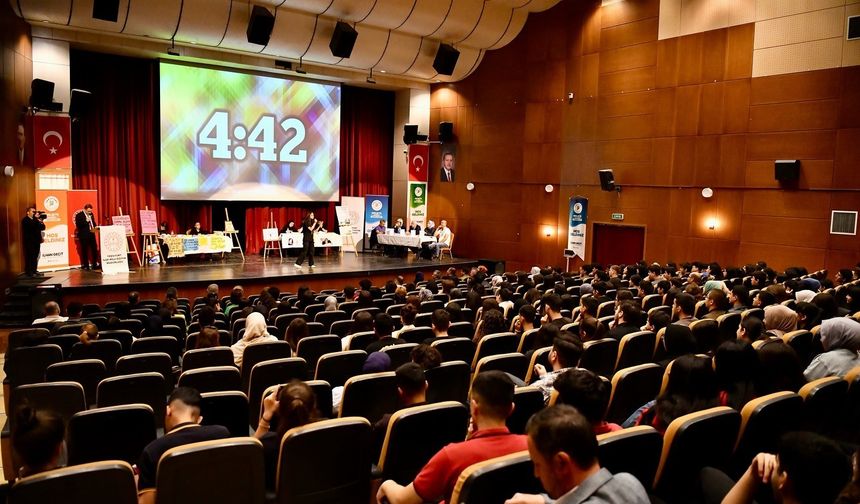 Yeşilyurt’ta Geleneksel Münazara Yarışmasında 37 Okul Rekabet Etti