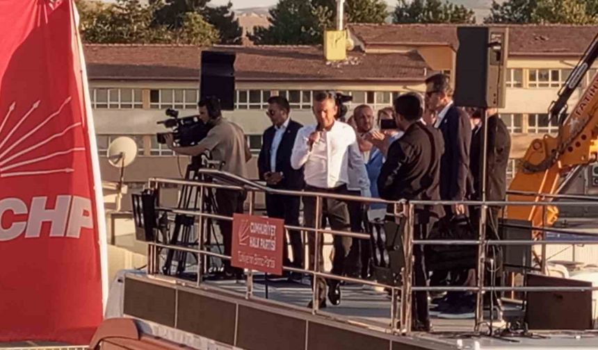 Özgür Özel Malatya’da Konuştu, “Milletin İradesine Darbe Yapılıyor”