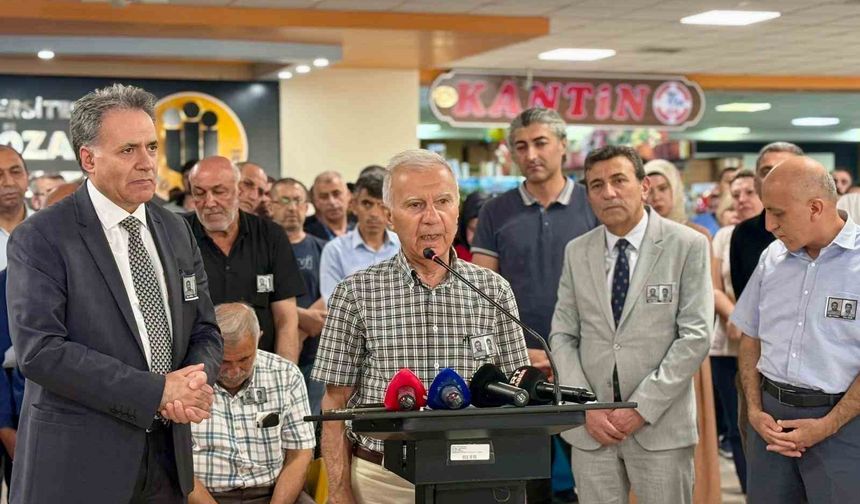 Malatya’da Kaza Kurbanı Olan İki Hemşire İçin Hastanede Duygusal Tören Düzenlendi