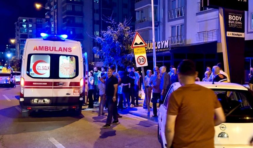Malatya’da İki Otomobil Çarpıştı!