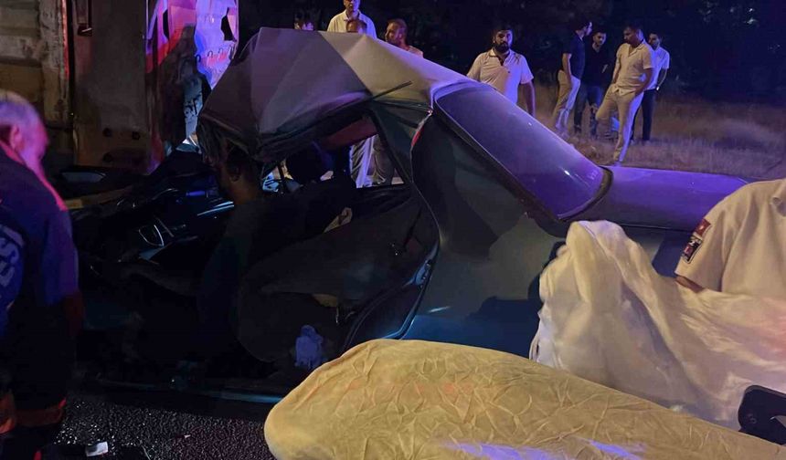 Malatya’da Tır ile Otomobil Çarpıştı!