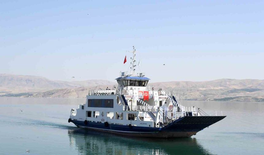 Malatya’da Yetim Çocuklara Feribot Morali