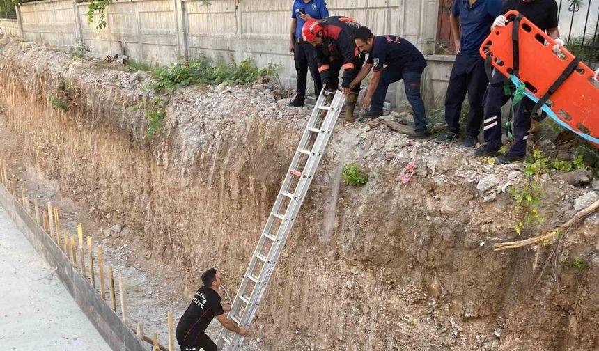Malatya'da İnşaat Temeline Düşen Kişi İtfaiye Tarafından Kurtarıldı